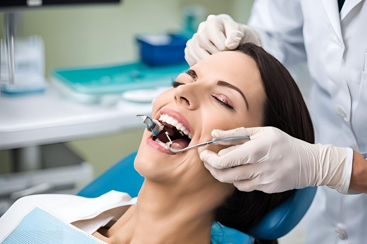 What Does a Cosmetic Dentist Look for in a Smile Evaluation?