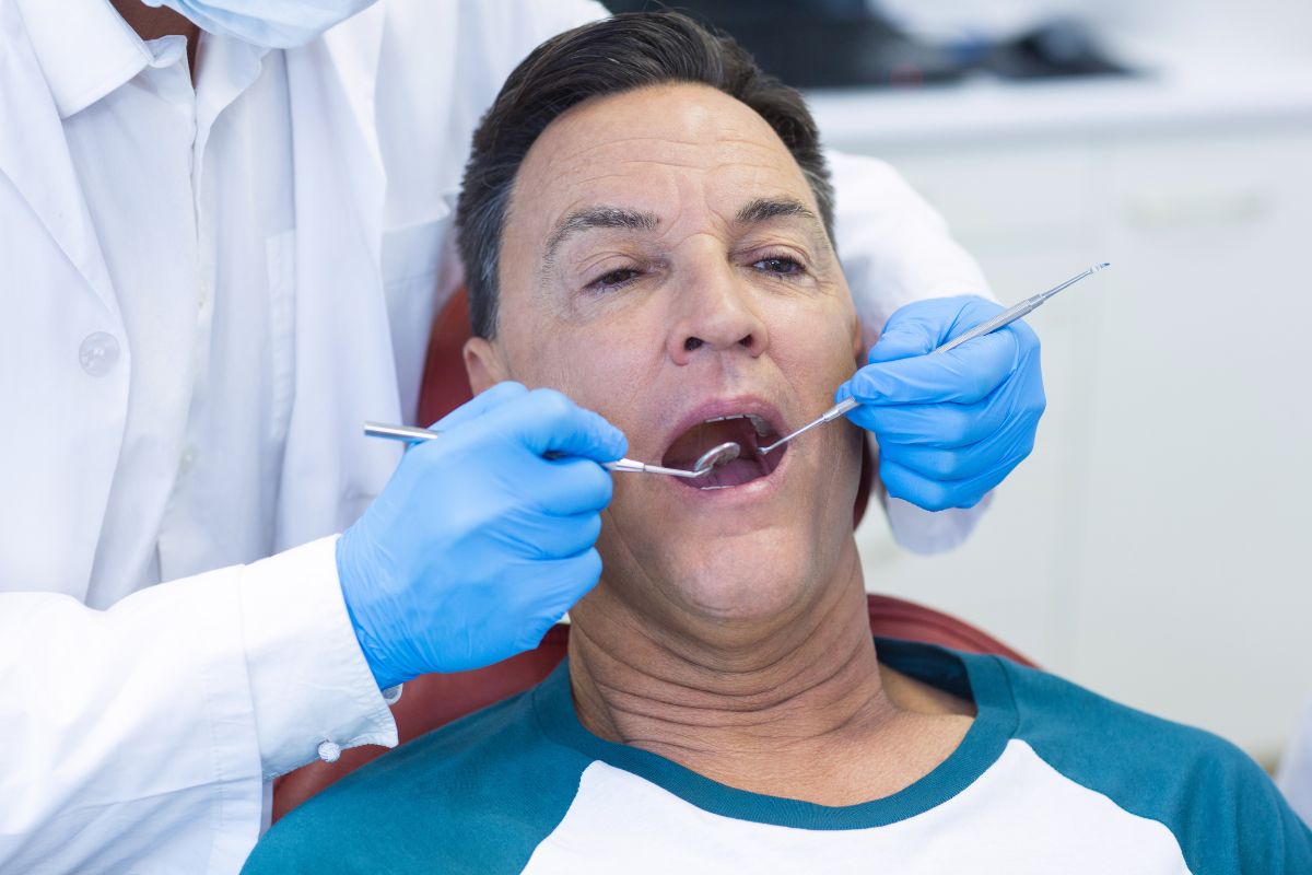 Can a Dentist Fix a Slightly Cracked Tooth?